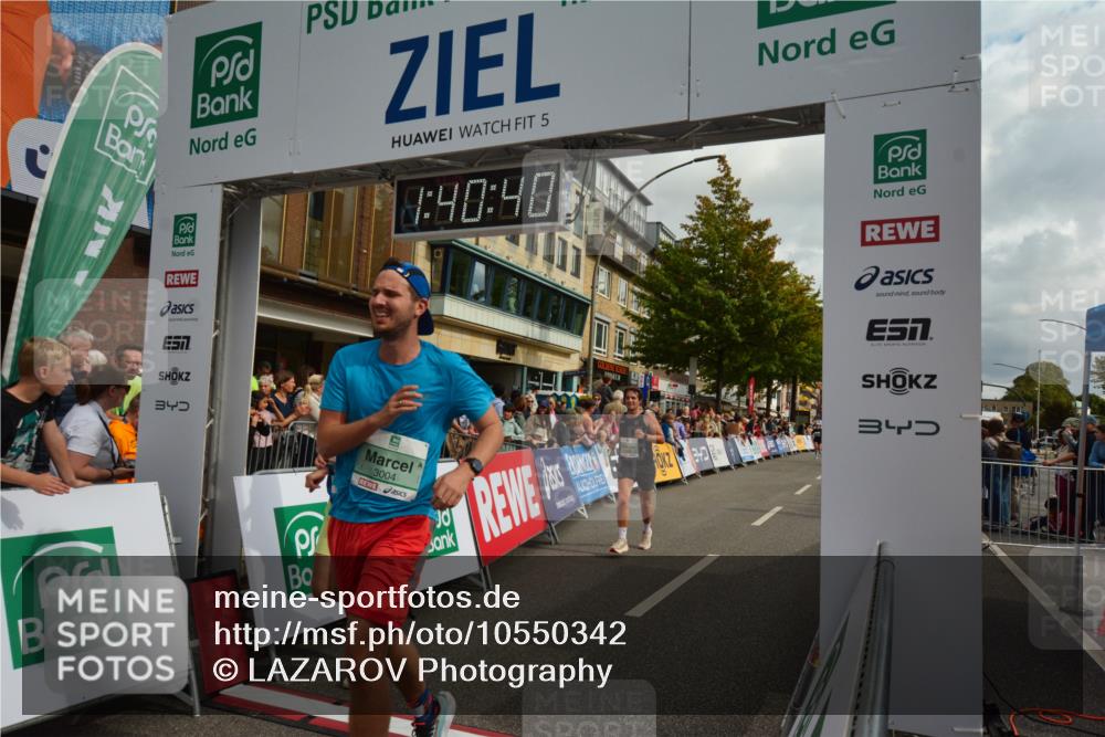 20.09.2026 - PSD Bank Halbmarathon LAZAROV Photography http://msf.ph/oto/10550342 20.09.2026 11:40:40 Ziel 2496, 2931, 3004, 3529, 3847, 4275, 4440 meine-sportfotos.de
