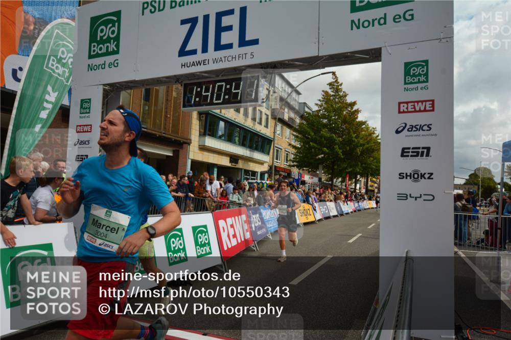 20.09.2026 - PSD Bank Halbmarathon LAZAROV Photography http://msf.ph/oto/10550343 20.09.2026 11:40:40 Ziel 2496, 2931, 3004, 3529, 3847, 4275, 4440 meine-sportfotos.de