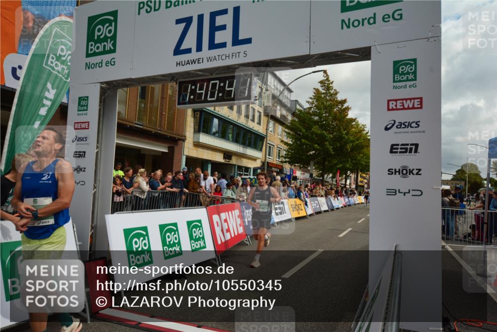 20.09.2026 - PSD Bank Halbmarathon LAZAROV Photography http://msf.ph/oto/10550345 20.09.2026 11:40:40 Ziel 2496, 2931, 3004, 3529, 3847, 4275, 4440 meine-sportfotos.de