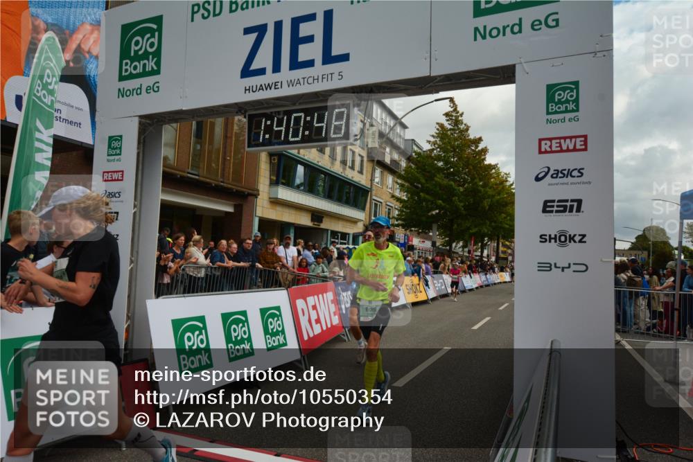 20.09.2026 - PSD Bank Halbmarathon LAZAROV Photography http://msf.ph/oto/10550354 20.09.2026 11:40:48 Ziel 2227, 2474, 2496, 2506, 2822, 2931, 3529, 3764, 3847 meine-sportfotos.de