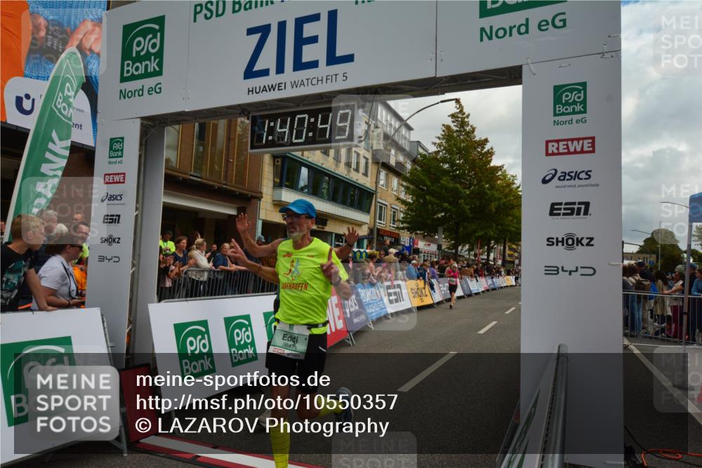 20.09.2026 - PSD Bank Halbmarathon LAZAROV Photography http://msf.ph/oto/10550357 20.09.2026 11:40:48 Ziel 2227, 2474, 2496, 2506, 2822, 2931, 3529, 3764, 3847 meine-sportfotos.de
