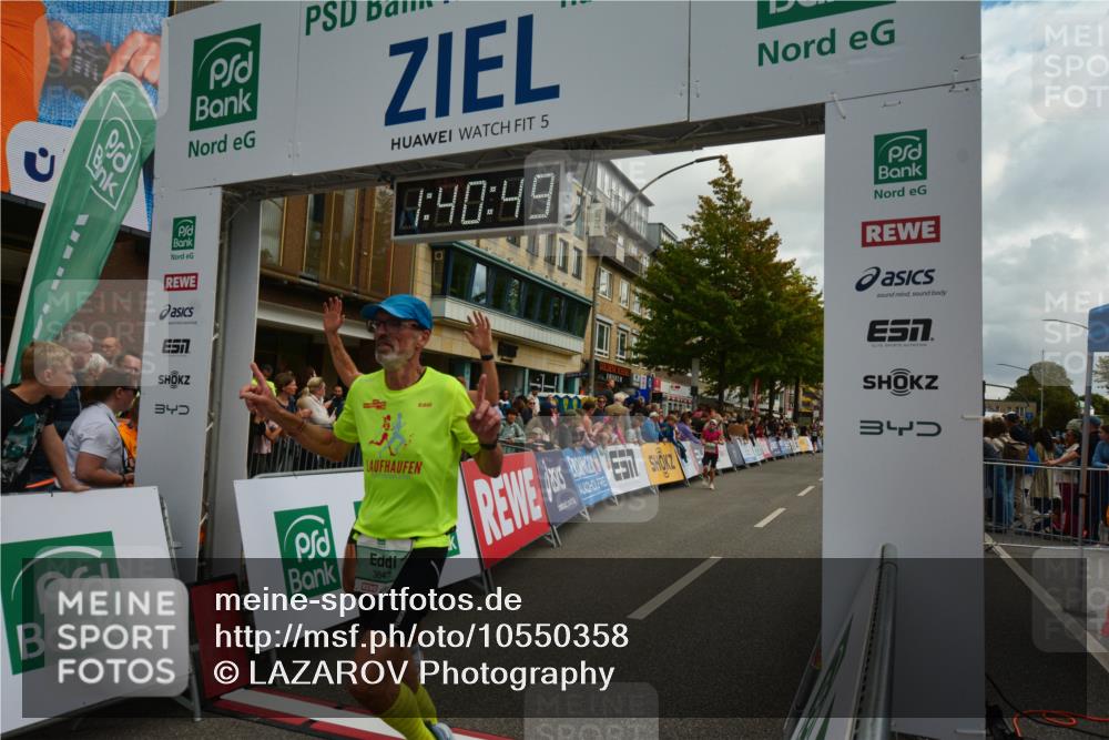 20.09.2026 - PSD Bank Halbmarathon LAZAROV Photography http://msf.ph/oto/10550358 20.09.2026 11:40:49 Ziel 2227, 2474, 2506, 2822, 2931, 3529, 3764, 3847 meine-sportfotos.de