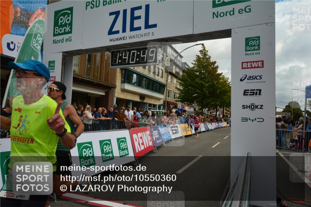 20.09.2026 - PSD Bank Halbmarathon LAZAROV Photography http://msf.ph/oto/10550360 20.09.2026 11:40:49 Ziel 2227, 2474, 2506, 2822, 2931, 3529, 3764, 3847 meine-sportfotos.de