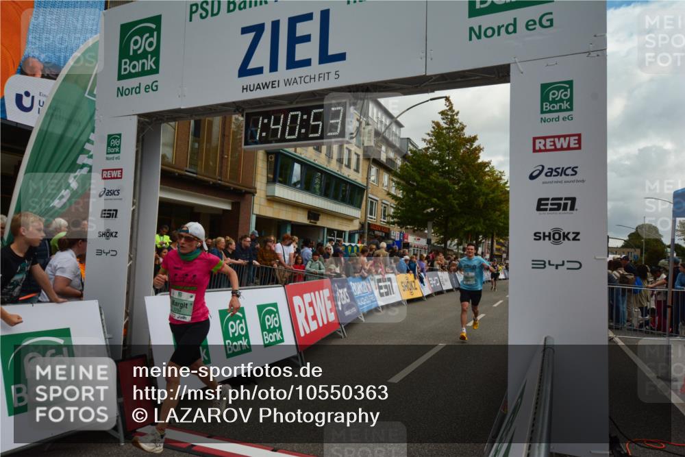 20.09.2026 - PSD Bank Halbmarathon LAZAROV Photography http://msf.ph/oto/10550363 20.09.2026 11:40:52 Ziel 2227, 2474, 2506, 2822, 2931, 3529, 3764, 3847 meine-sportfotos.de