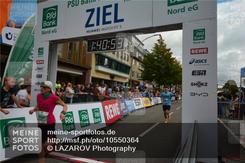 20.09.2026 - PSD Bank Halbmarathon LAZAROV Photography http://msf.ph/oto/10550364 20.09.2026 11:40:52 Ziel 2227, 2474, 2506, 2822, 2931, 3529, 3764, 3847 meine-sportfotos.de