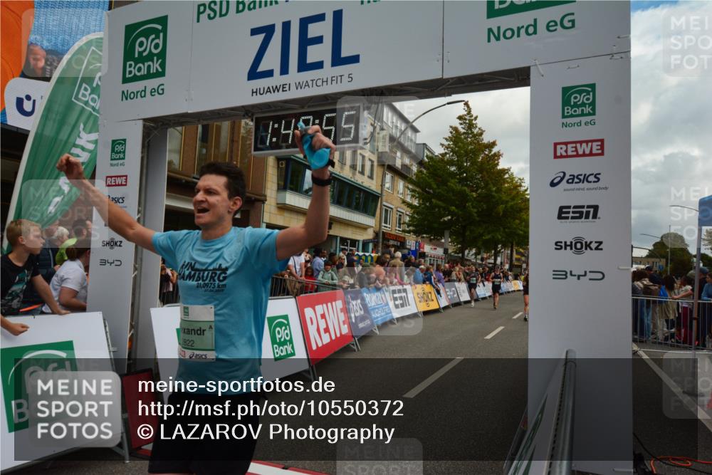 20.09.2026 - PSD Bank Halbmarathon LAZAROV Photography http://msf.ph/oto/10550372 20.09.2026 11:40:54 Ziel 2227, 2474, 2506, 2822, 2829, 2931, 3529, 3764, 3847 meine-sportfotos.de