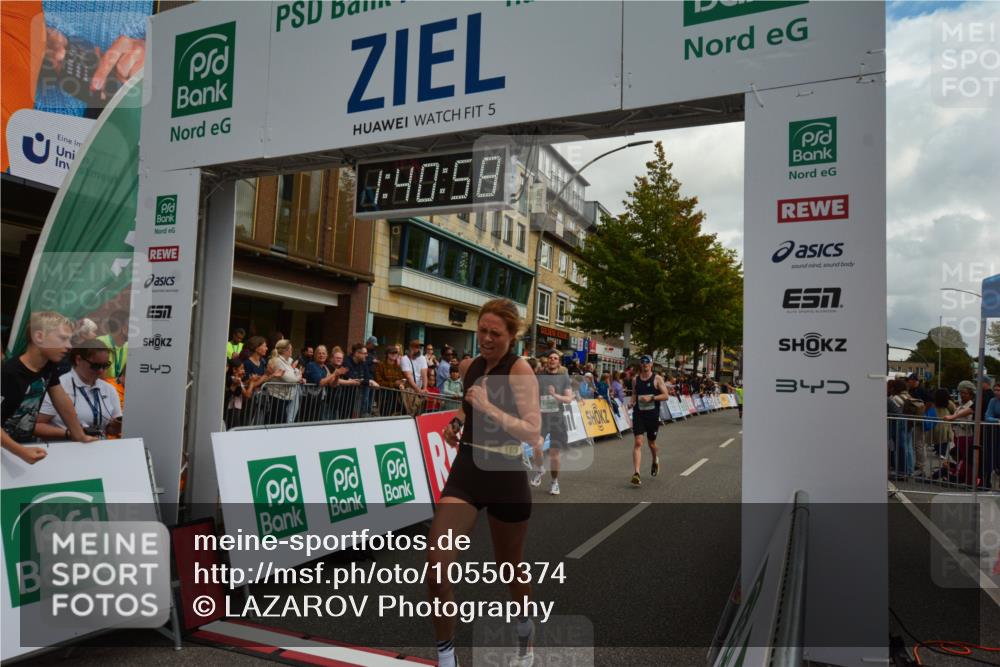 20.09.2026 - PSD Bank Halbmarathon LAZAROV Photography http://msf.ph/oto/10550374 20.09.2026 11:40:57 Ziel 2227, 2474, 2506, 2822, 2829, 3764, 4482 meine-sportfotos.de