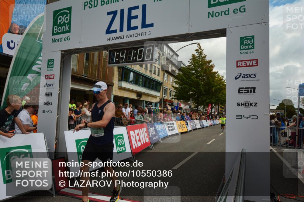 20.09.2026 - PSD Bank Halbmarathon LAZAROV Photography http://msf.ph/oto/10550386 20.09.2026 11:40:59 Ziel 1128, 1394, 2227, 2474, 2506, 2822, 2829, 3764, 4482 meine-sportfotos.de