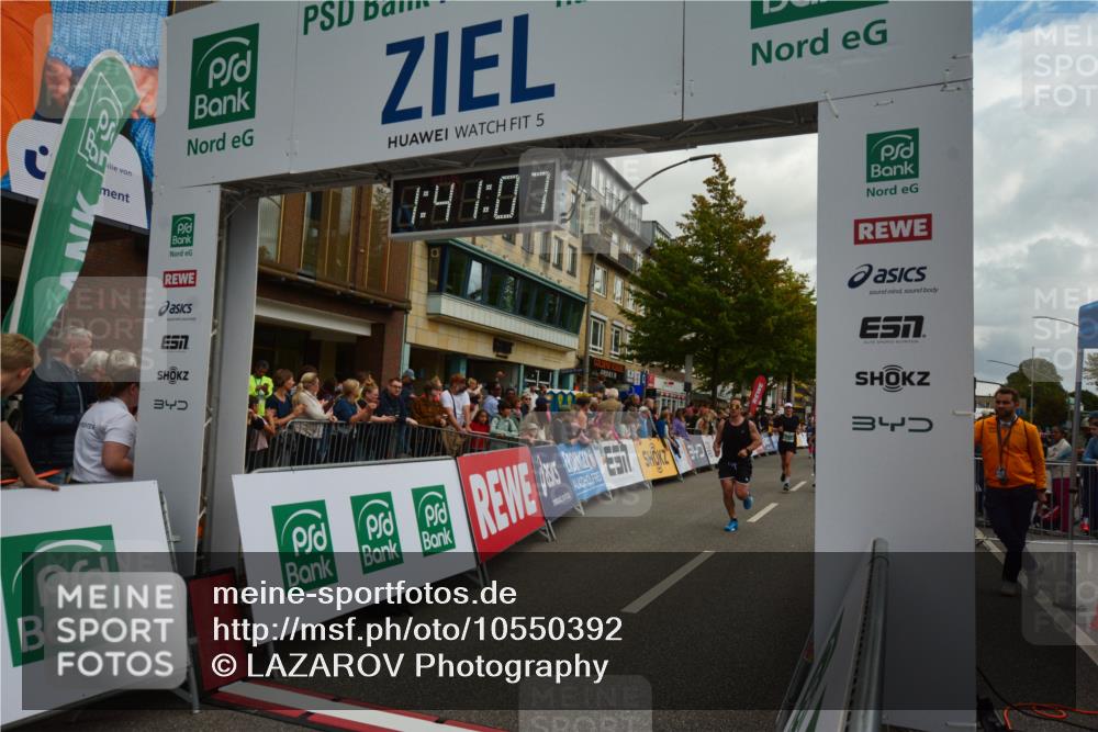 20.09.2026 - PSD Bank Halbmarathon LAZAROV Photography http://msf.ph/oto/10550392 20.09.2026 11:41:06 Ziel 1128, 1394, 1953, 2474, 2829, 2842, 4000, 4482, 4681 meine-sportfotos.de