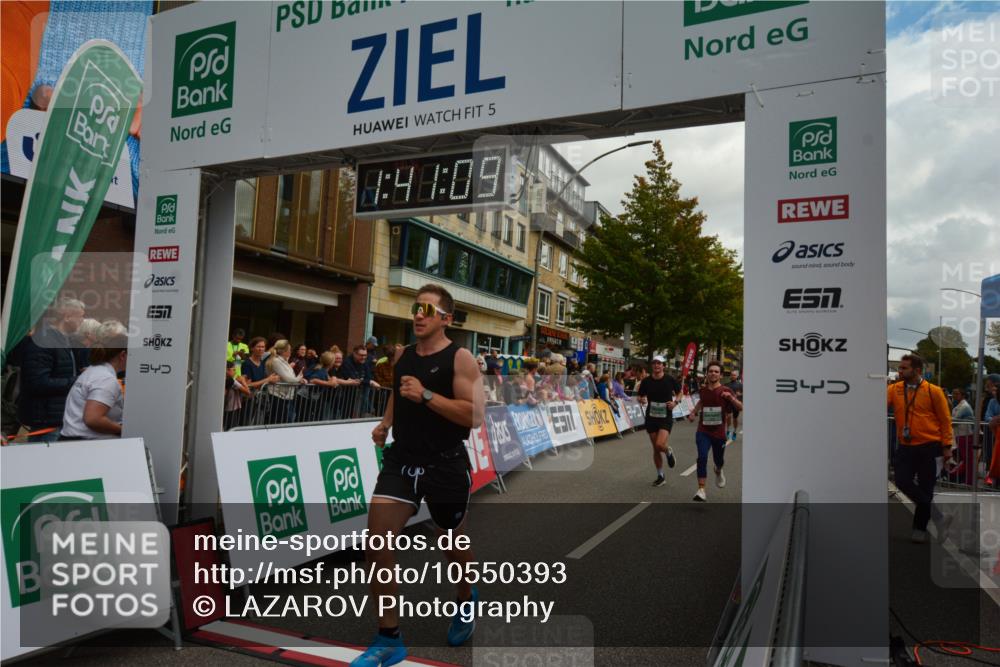 20.09.2026 - PSD Bank Halbmarathon LAZAROV Photography http://msf.ph/oto/10550393 20.09.2026 11:41:08 Ziel 1128, 1394, 1953, 2829, 2842, 4000, 4482, 4681 meine-sportfotos.de