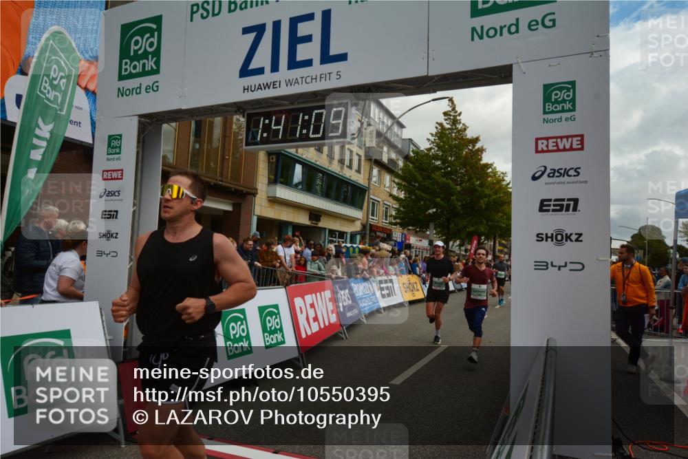20.09.2026 - PSD Bank Halbmarathon LAZAROV Photography http://msf.ph/oto/10550395 20.09.2026 11:41:08 Ziel 1128, 1394, 1953, 2829, 2842, 4000, 4482, 4681 meine-sportfotos.de
