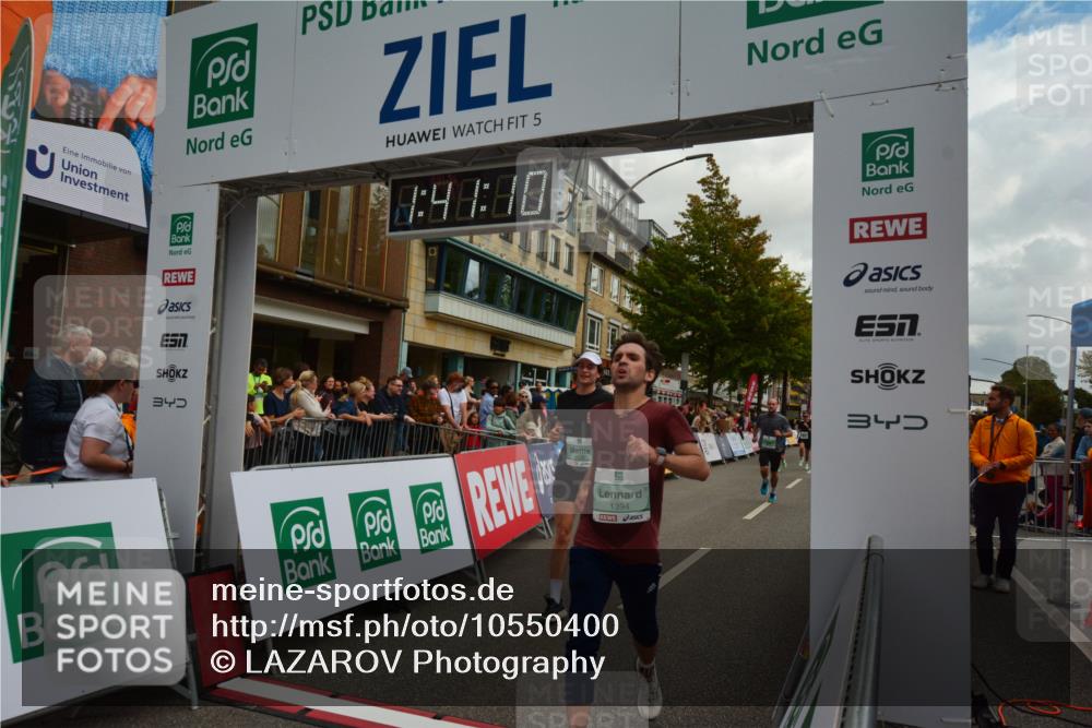 20.09.2026 - PSD Bank Halbmarathon LAZAROV Photography http://msf.ph/oto/10550400 20.09.2026 11:41:09 Ziel 1128, 1394, 1953, 2829, 2842, 4000, 4482, 4681 meine-sportfotos.de