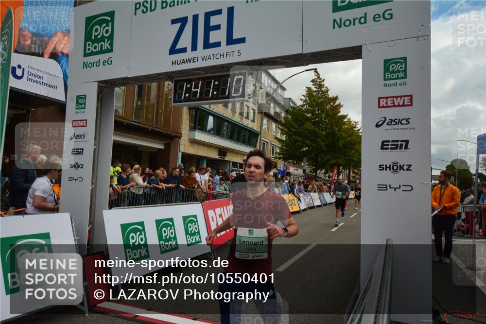 20.09.2026 - PSD Bank Halbmarathon LAZAROV Photography http://msf.ph/oto/10550401 20.09.2026 11:41:10 Ziel 1128, 1394, 1953, 2829, 2842, 4000, 4418, 4482, 4681 meine-sportfotos.de