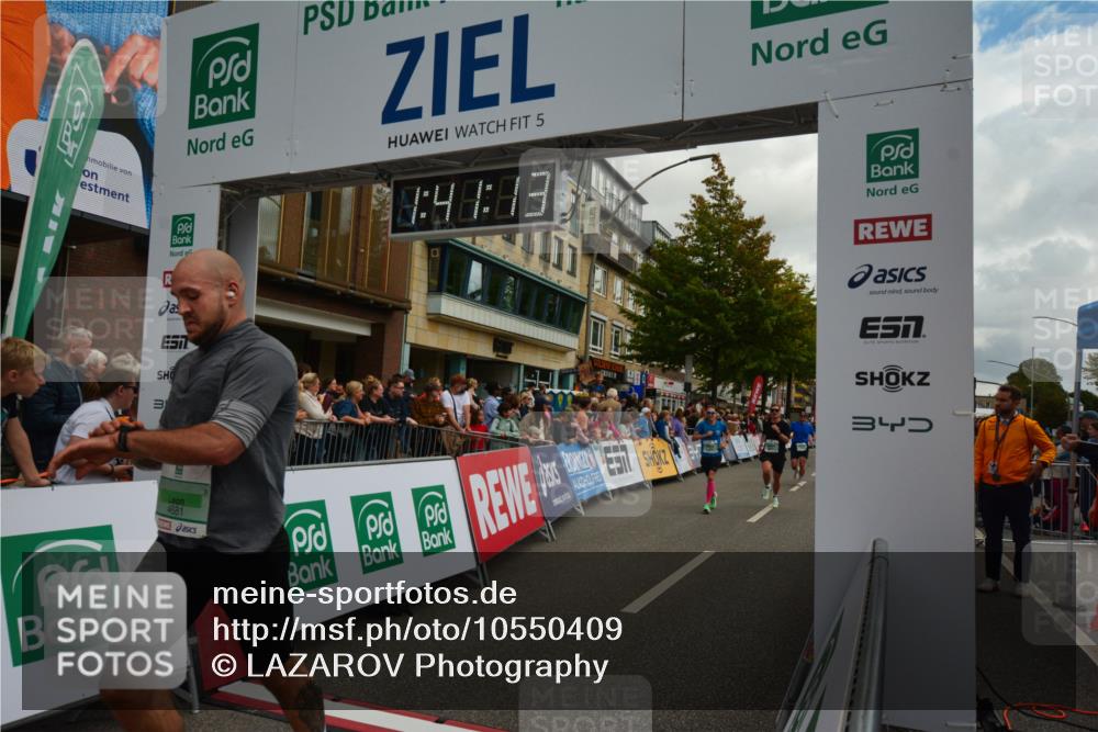 20.09.2026 - PSD Bank Halbmarathon LAZAROV Photography http://msf.ph/oto/10550409 20.09.2026 11:41:12 Ziel 1128, 1394, 1953, 2842, 4000, 4418, 4482, 4681 meine-sportfotos.de