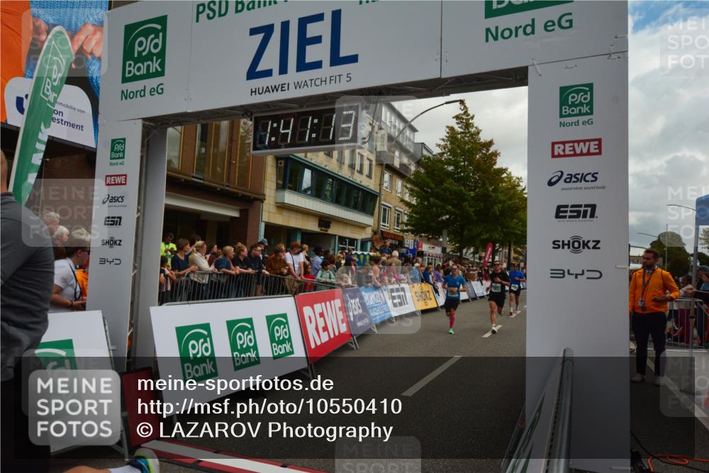 20.09.2026 - PSD Bank Halbmarathon LAZAROV Photography http://msf.ph/oto/10550410 20.09.2026 11:41:12 Ziel 1128, 1394, 1953, 2842, 4000, 4418, 4482, 4681 meine-sportfotos.de