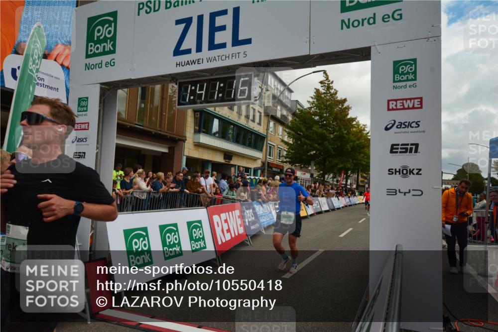 20.09.2026 - PSD Bank Halbmarathon LAZAROV Photography http://msf.ph/oto/10550418 20.09.2026 11:41:16 Ziel 1128, 1181, 1394, 1953, 2196, 2842, 4000, 4418, 4681 meine-sportfotos.de