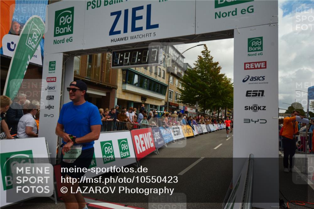 20.09.2026 - PSD Bank Halbmarathon LAZAROV Photography http://msf.ph/oto/10550423 20.09.2026 11:41:17 Ziel 1181, 1953, 2196, 2842, 4000, 4418, 4681 meine-sportfotos.de