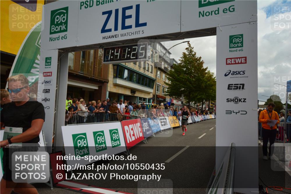 20.09.2026 - PSD Bank Halbmarathon LAZAROV Photography http://msf.ph/oto/10550435 20.09.2026 11:41:25 Ziel 1181, 2196, 3306, 4418 meine-sportfotos.de