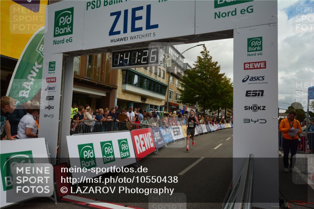 20.09.2026 - PSD Bank Halbmarathon LAZAROV Photography http://msf.ph/oto/10550438 20.09.2026 11:41:25 Ziel 1181, 2196, 3306, 4418 meine-sportfotos.de
