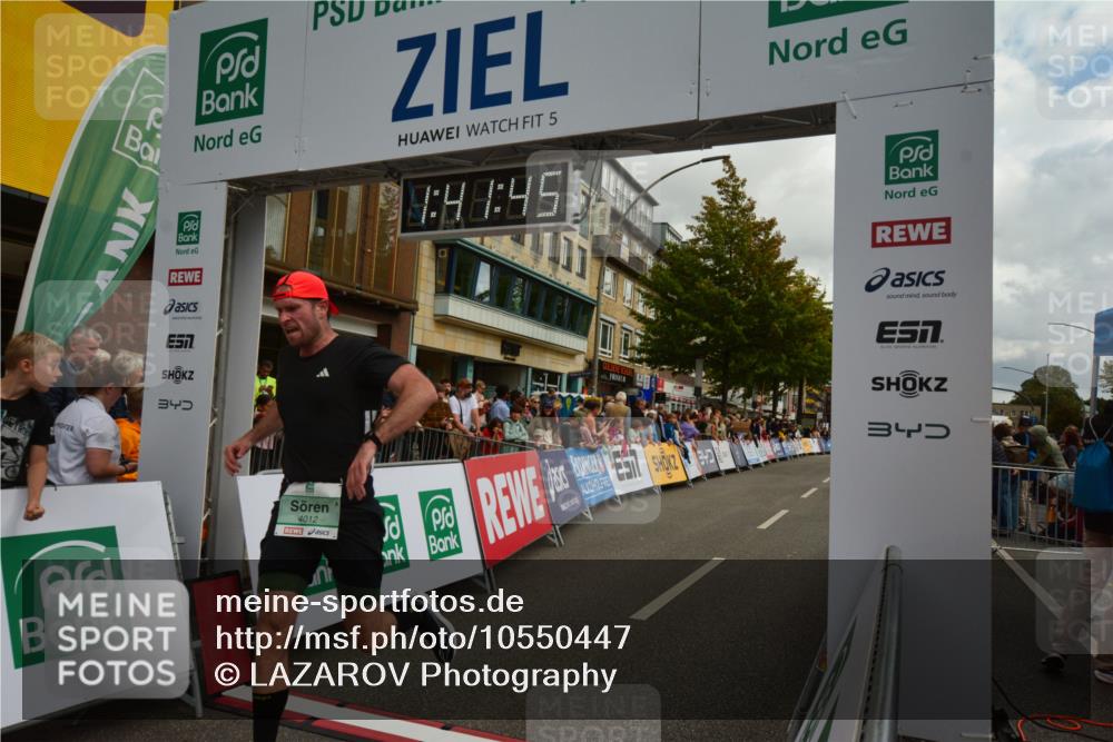 20.09.2026 - PSD Bank Halbmarathon LAZAROV Photography http://msf.ph/oto/10550447 20.09.2026 11:41:44 Ziel 1583, 1803, 3743, 4012, 4353 meine-sportfotos.de