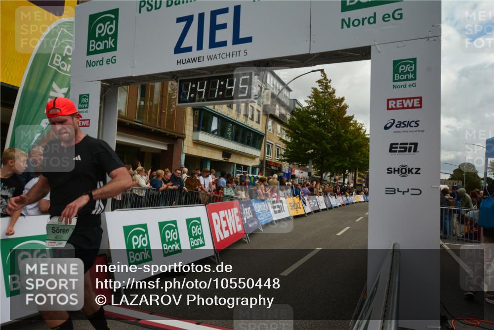 20.09.2026 - PSD Bank Halbmarathon LAZAROV Photography http://msf.ph/oto/10550448 20.09.2026 11:41:44 Ziel 1583, 1803, 3743, 4012, 4353 meine-sportfotos.de