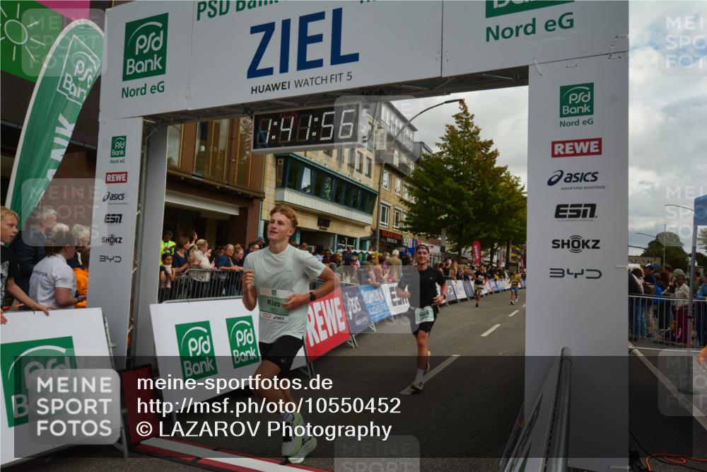 20.09.2026 - PSD Bank Halbmarathon LAZAROV Photography http://msf.ph/oto/10550452 20.09.2026 11:41:55 Ziel 1583, 1803, 1852, 2069, 2267, 2981, 3608, 4353, 4654 meine-sportfotos.de