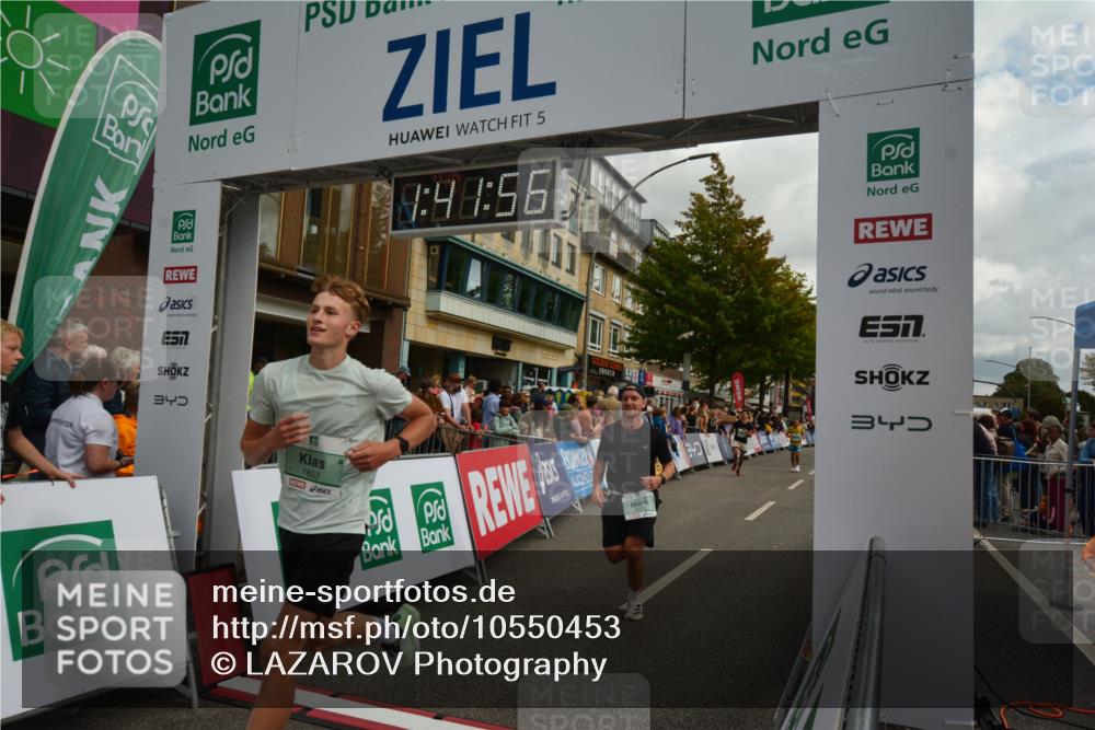 20.09.2026 - PSD Bank Halbmarathon LAZAROV Photography http://msf.ph/oto/10550453 20.09.2026 11:41:55 Ziel 1583, 1803, 1852, 2069, 2267, 2981, 3608, 4353, 4654 meine-sportfotos.de