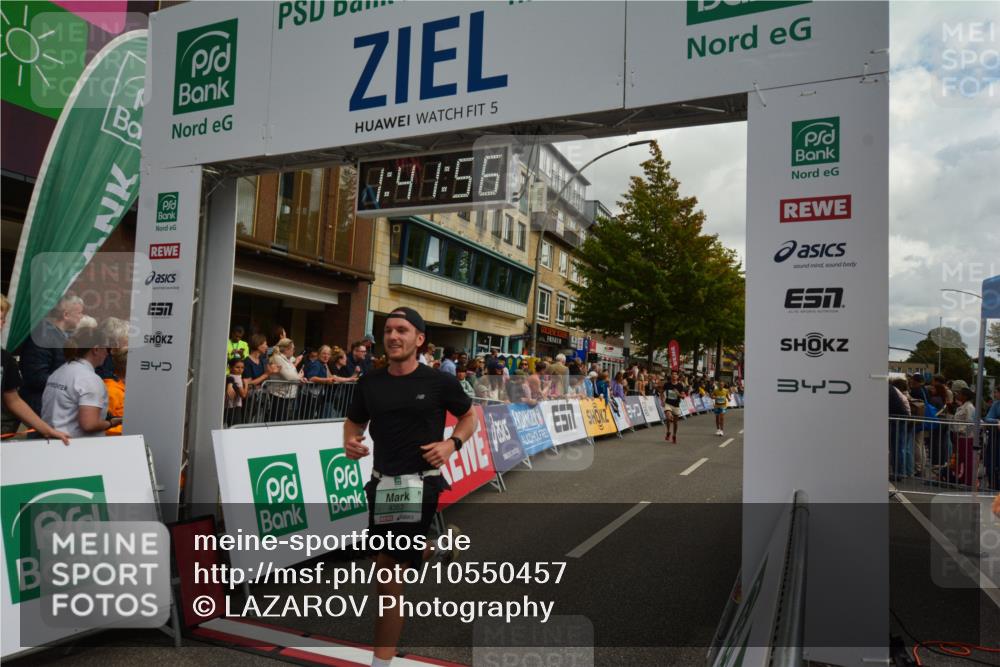 20.09.2026 - PSD Bank Halbmarathon LAZAROV Photography http://msf.ph/oto/10550457 20.09.2026 11:41:56 Ziel 1583, 1803, 1852, 2069, 2267, 2981, 3608, 4353, 4654 meine-sportfotos.de