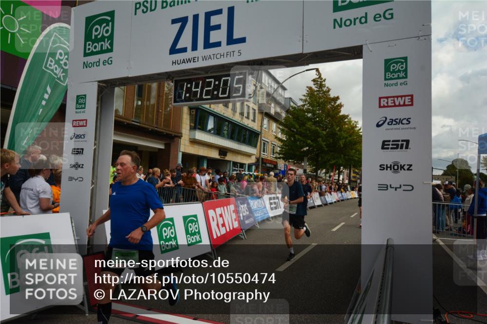 20.09.2026 - PSD Bank Halbmarathon LAZAROV Photography http://msf.ph/oto/10550474 20.09.2026 11:42:04 Ziel 1852, 2069, 2179, 2267, 2981, 3608, 4654 meine-sportfotos.de