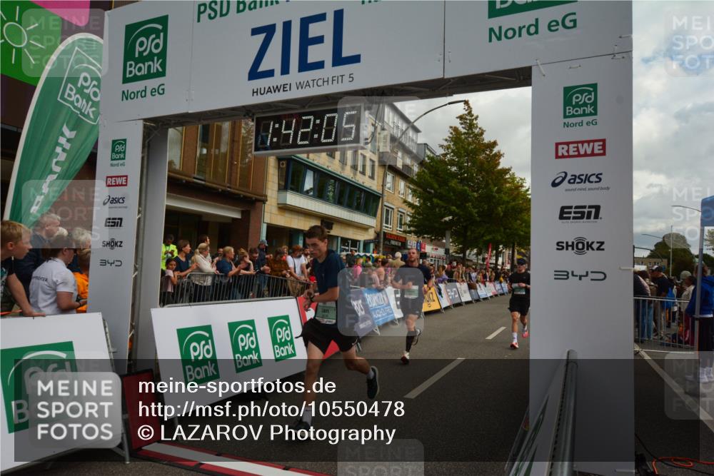 20.09.2026 - PSD Bank Halbmarathon LAZAROV Photography http://msf.ph/oto/10550478 20.09.2026 11:42:05 Ziel 1188, 1852, 2069, 2179, 2267, 2981, 3608, 4654 meine-sportfotos.de