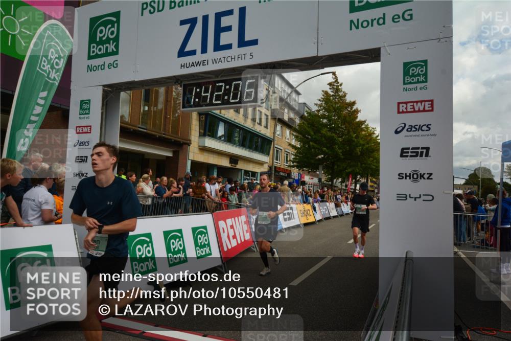 20.09.2026 - PSD Bank Halbmarathon LAZAROV Photography http://msf.ph/oto/10550481 20.09.2026 11:42:05 Ziel 1188, 1852, 2069, 2179, 2267, 2981, 3608, 4654 meine-sportfotos.de