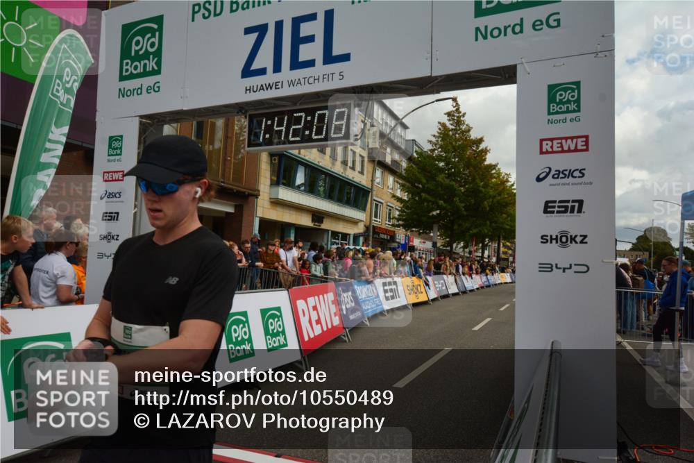 20.09.2026 - PSD Bank Halbmarathon LAZAROV Photography http://msf.ph/oto/10550489 20.09.2026 11:42:07 Ziel 1188, 1852, 1879, 2179, 2267, 2981, 3608, 4654 meine-sportfotos.de