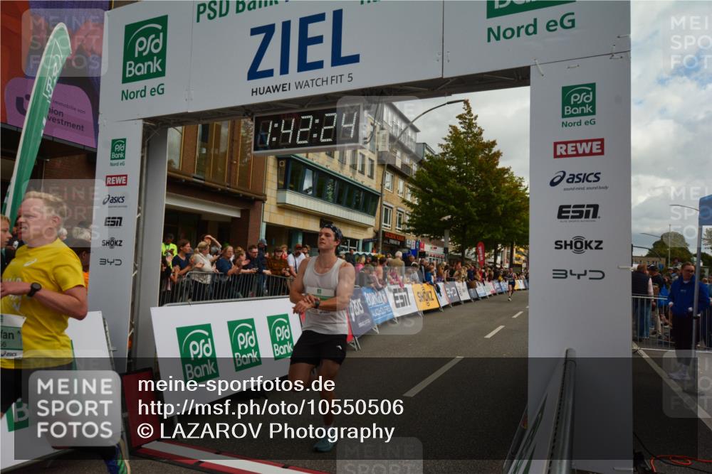 20.09.2026 - PSD Bank Halbmarathon LAZAROV Photography http://msf.ph/oto/10550506 20.09.2026 11:42:23 Ziel 1188, 1336, 1591, 1879, 2256, 2633, 4620, 4653 meine-sportfotos.de