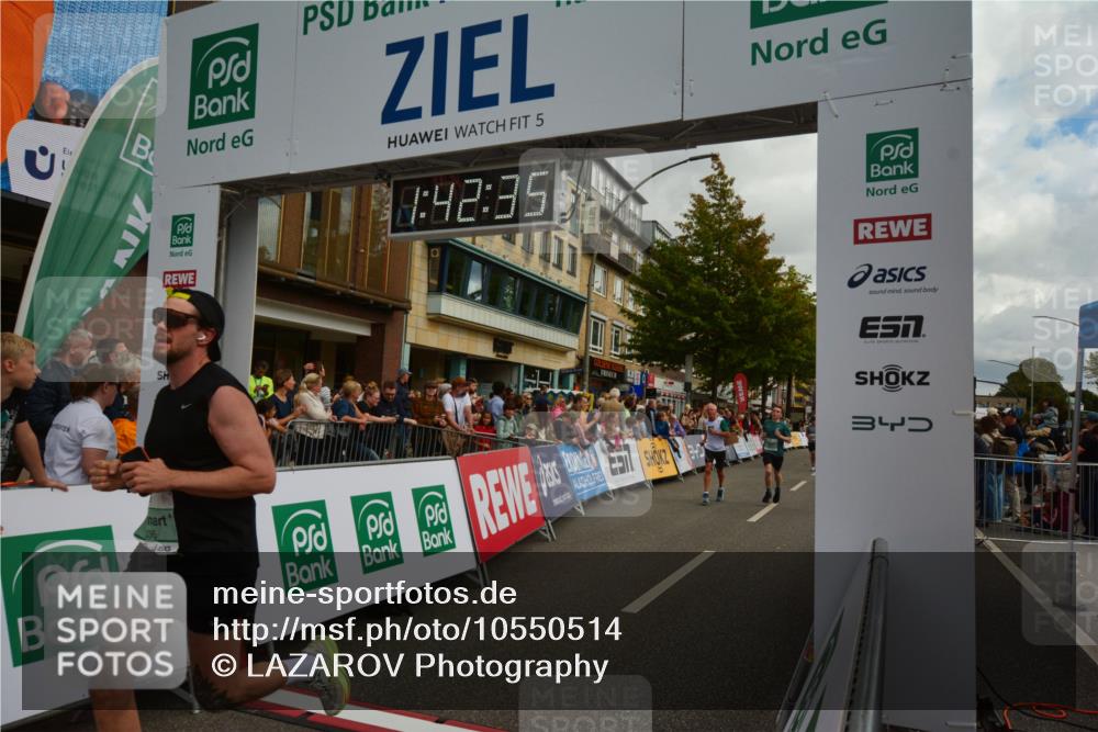 20.09.2026 - PSD Bank Halbmarathon LAZAROV Photography http://msf.ph/oto/10550514 20.09.2026 11:42:35 Ziel 1336, 1591, 2781, 4251, 4288, 4385, 4620, 4760 meine-sportfotos.de