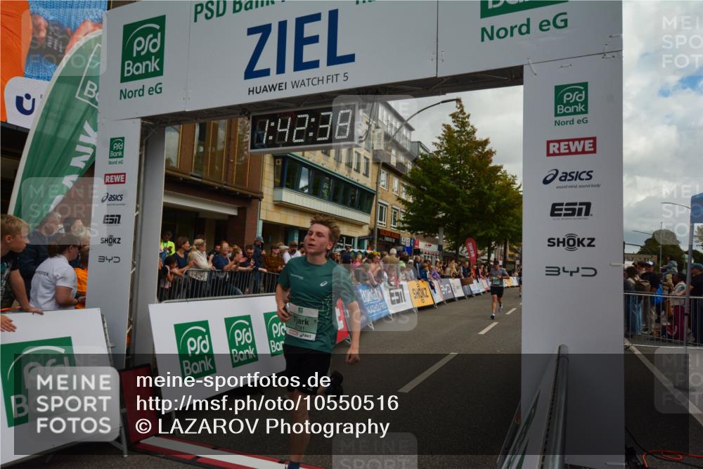 20.09.2026 - PSD Bank Halbmarathon LAZAROV Photography http://msf.ph/oto/10550516 20.09.2026 11:42:37 Ziel 1258, 1336, 2781, 3892, 4251, 4288, 4385, 4760 meine-sportfotos.de
