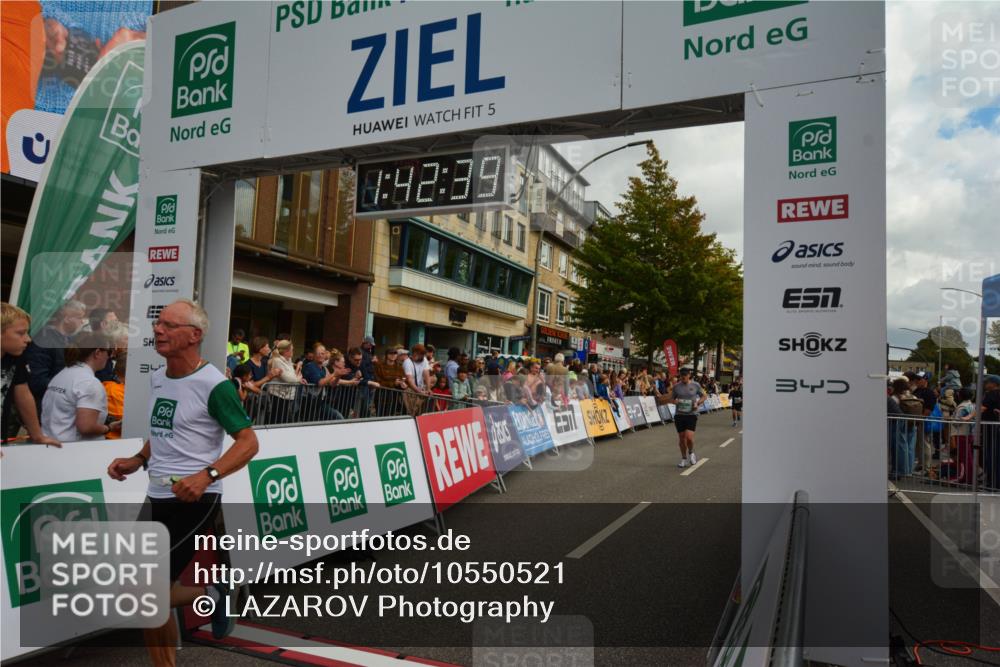 20.09.2026 - PSD Bank Halbmarathon LAZAROV Photography http://msf.ph/oto/10550521 20.09.2026 11:42:38 Ziel 1258, 1336, 1888, 2781, 3892, 4251, 4288, 4385, 4760 meine-sportfotos.de