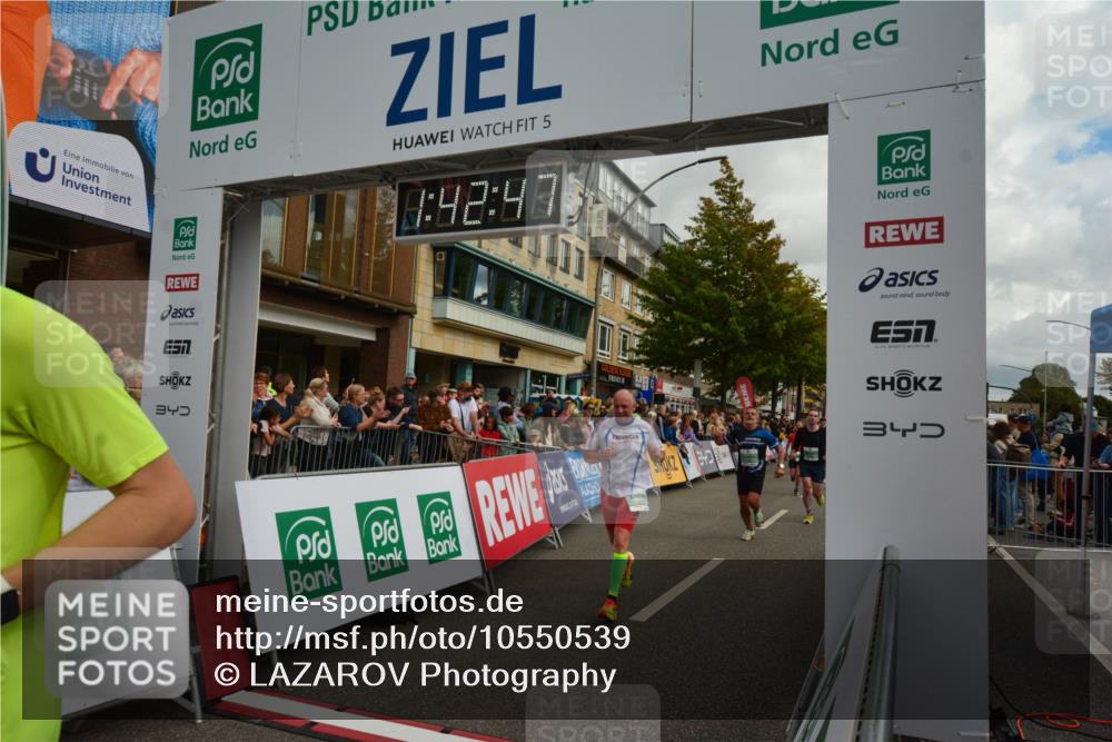 20.09.2026 - PSD Bank Halbmarathon LAZAROV Photography http://msf.ph/oto/10550539 20.09.2026 11:42:47 Ziel 1258, 1888, 2241, 3892, 4008, 4251, 4294, 4385, 4541, 4634, 4760 meine-sportfotos.de