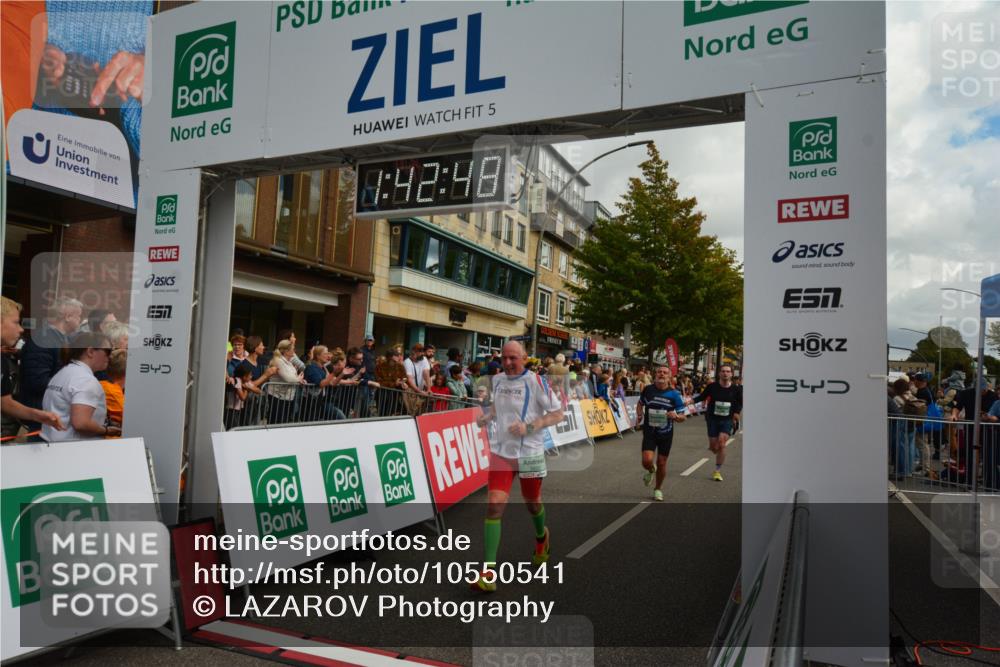 20.09.2026 - PSD Bank Halbmarathon LAZAROV Photography http://msf.ph/oto/10550541 20.09.2026 11:42:47 Ziel 1258, 1888, 2241, 3892, 4008, 4251, 4294, 4385, 4541, 4634, 4760 meine-sportfotos.de