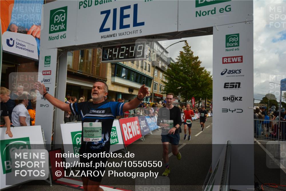20.09.2026 - PSD Bank Halbmarathon LAZAROV Photography http://msf.ph/oto/10550550 20.09.2026 11:42:49 Ziel 1156, 1258, 1888, 1960, 2241, 3892, 4008, 4294, 4385, 4541, 4634, 4760 meine-sportfotos.de