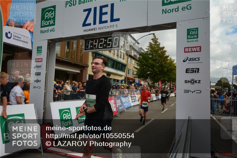 20.09.2026 - PSD Bank Halbmarathon LAZAROV Photography http://msf.ph/oto/10550554 20.09.2026 11:42:50 Ziel 1156, 1258, 1888, 1960, 2241, 3892, 4008, 4294, 4385, 4541, 4634, 4760 meine-sportfotos.de