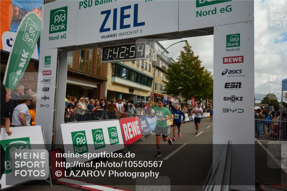 20.09.2026 - PSD Bank Halbmarathon LAZAROV Photography http://msf.ph/oto/10550567 20.09.2026 11:42:53 Ziel 1156, 1258, 1888, 1960, 2241, 3892, 4008, 4294, 4541, 4634 meine-sportfotos.de