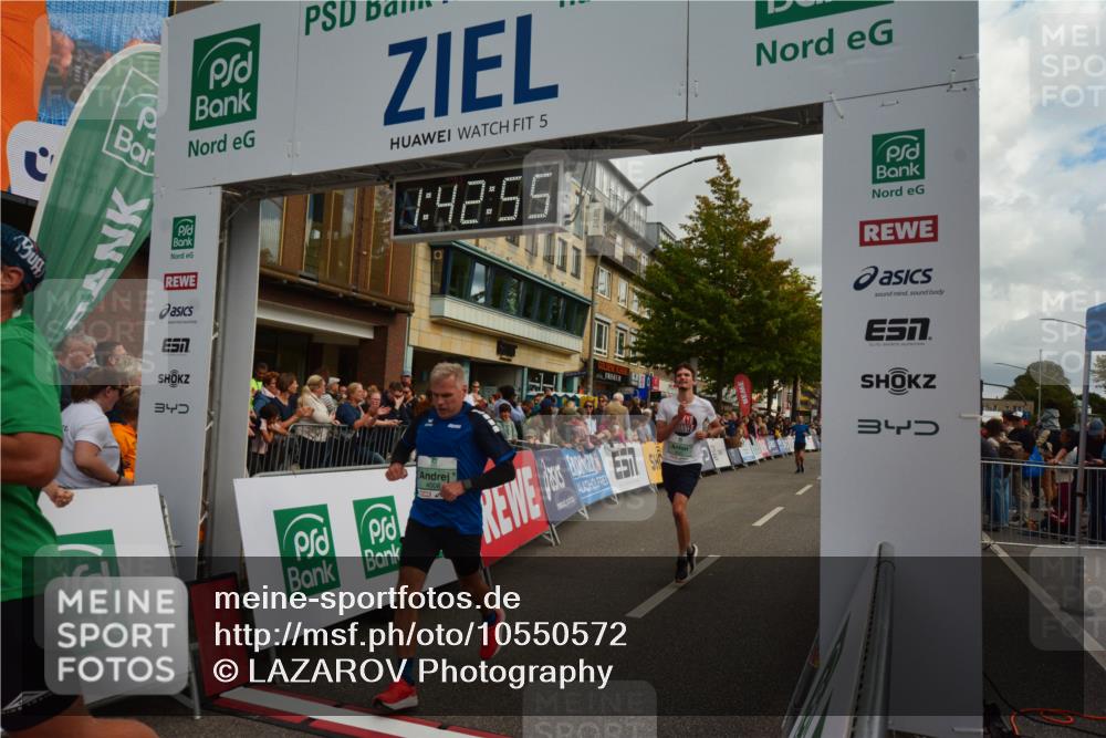 20.09.2026 - PSD Bank Halbmarathon LAZAROV Photography http://msf.ph/oto/10550572 20.09.2026 11:42:54 Ziel 1156, 1258, 1888, 1960, 2241, 3892, 4008, 4294, 4541, 4634 meine-sportfotos.de