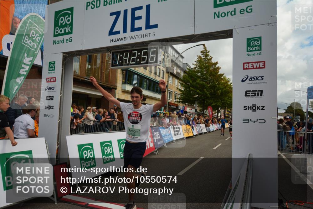 20.09.2026 - PSD Bank Halbmarathon LAZAROV Photography http://msf.ph/oto/10550574 20.09.2026 11:42:55 Ziel 1156, 1258, 1888, 1960, 2241, 4008, 4294, 4541, 4634 meine-sportfotos.de