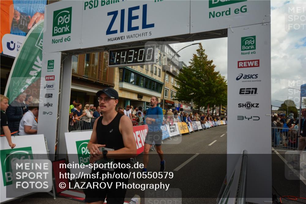 20.09.2026 - PSD Bank Halbmarathon LAZAROV Photography http://msf.ph/oto/10550579 20.09.2026 11:43:00 Ziel 1156, 1960, 4008, 4294, 4541, 4788 meine-sportfotos.de