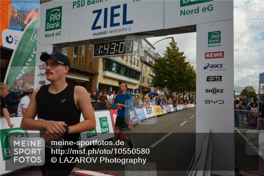 20.09.2026 - PSD Bank Halbmarathon LAZAROV Photography http://msf.ph/oto/10550580 20.09.2026 11:43:00 Ziel 1156, 1960, 4008, 4294, 4541, 4788 meine-sportfotos.de