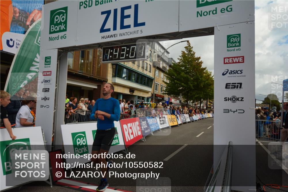 20.09.2026 - PSD Bank Halbmarathon LAZAROV Photography http://msf.ph/oto/10550582 20.09.2026 11:43:00 Ziel 1156, 1960, 4008, 4294, 4541, 4788 meine-sportfotos.de