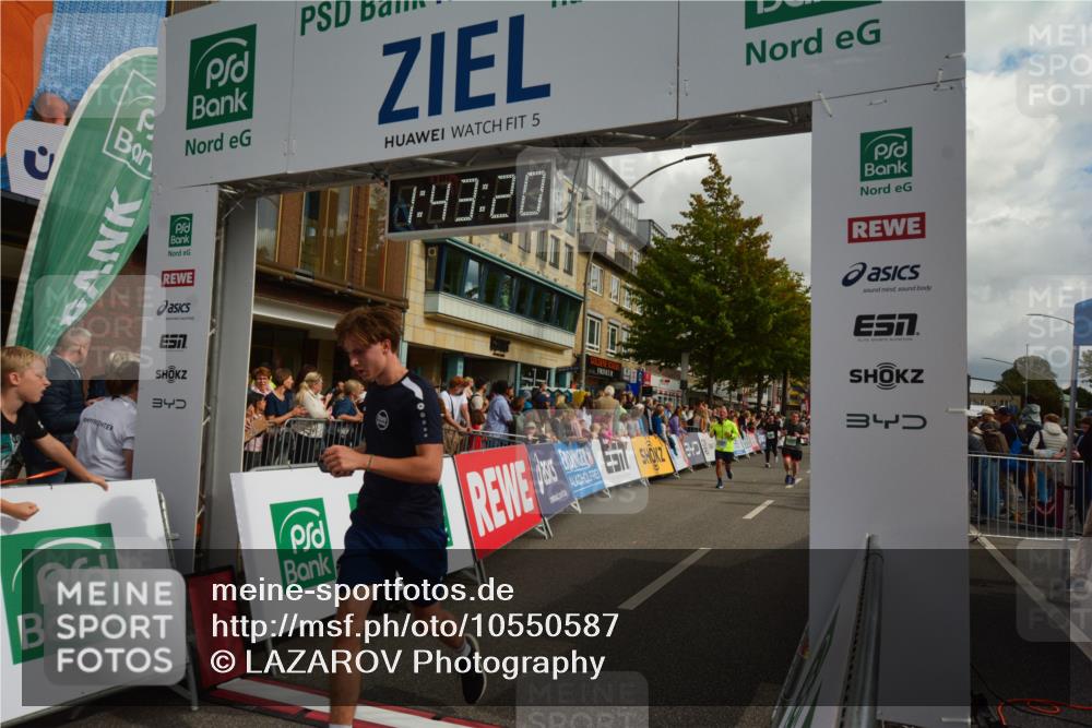 20.09.2026 - PSD Bank Halbmarathon LAZAROV Photography http://msf.ph/oto/10550587 20.09.2026 11:43:20 Ziel 1492, 2068, 2245, 2642, 2729, 3037, 3285, 4501, 4532 meine-sportfotos.de