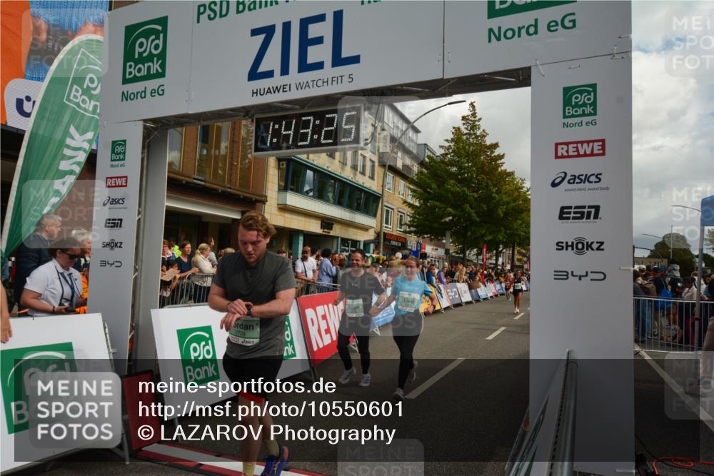 20.09.2026 - PSD Bank Halbmarathon LAZAROV Photography http://msf.ph/oto/10550601 20.09.2026 11:43:25 Ziel 1492, 1671, 2068, 2245, 2637, 2642, 2729, 3037, 3285, 4351, 4501, 4532 meine-sportfotos.de
