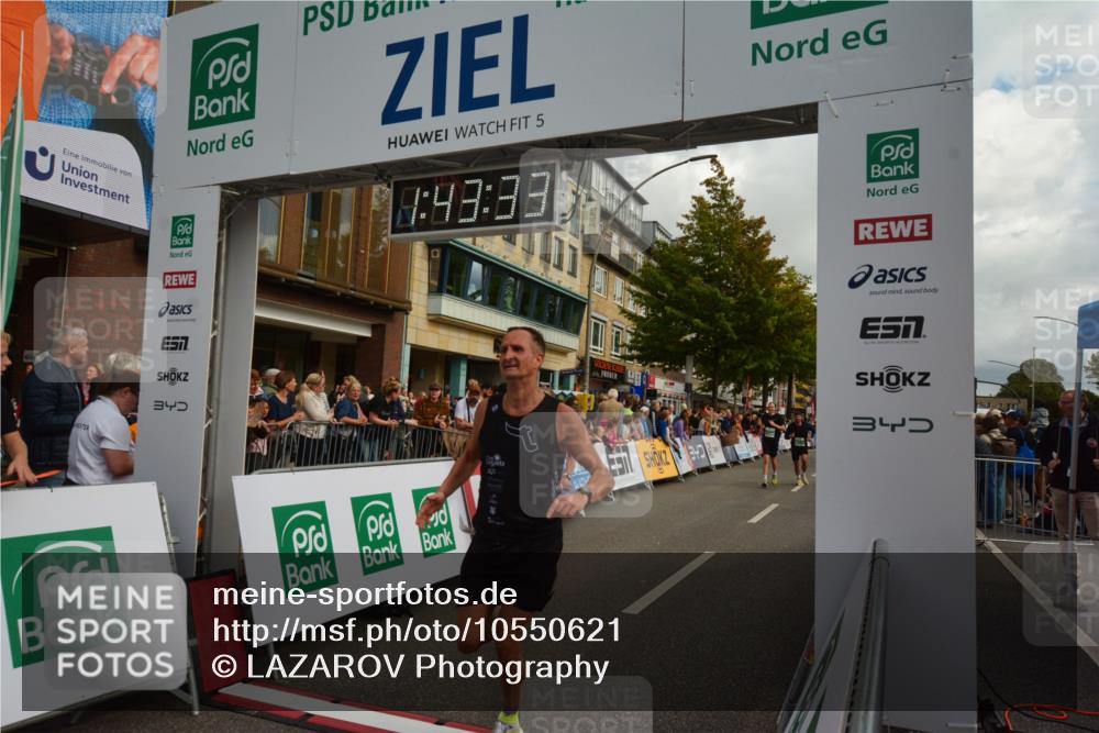 20.09.2026 - PSD Bank Halbmarathon LAZAROV Photography http://msf.ph/oto/10550621 20.09.2026 11:43:32 Ziel 1431, 1671, 2068, 2568, 2637, 2642, 3037, 3285, 4055, 4307, 4351, 4501, 4658 meine-sportfotos.de