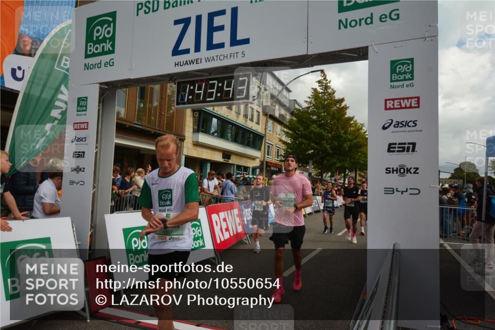 20.09.2026 - PSD Bank Halbmarathon LAZAROV Photography http://msf.ph/oto/10550654 20.09.2026 11:43:42 Ziel 1431, 1553, 1671, 2211, 2568, 3023, 3662, 4055, 4220, 4307, 4351, 4529, 4658, 4787 meine-sportfotos.de
